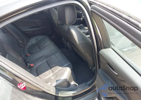 2017 Jaguar Xe 35T R-Sport z USA, uszkodzony, nr VIN SAJAL4BVXHA950319